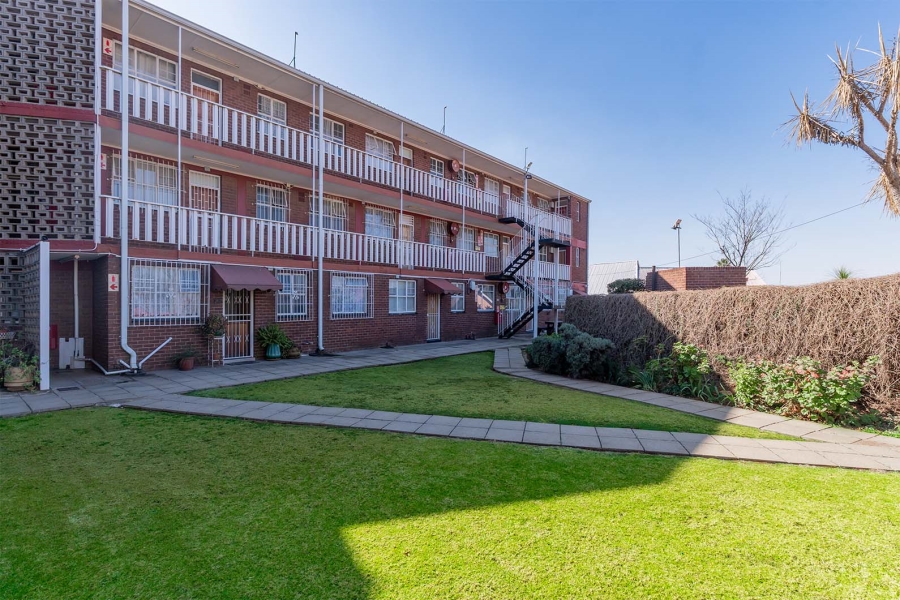 2 Bedroom Property for Sale in Allen Grove Gauteng