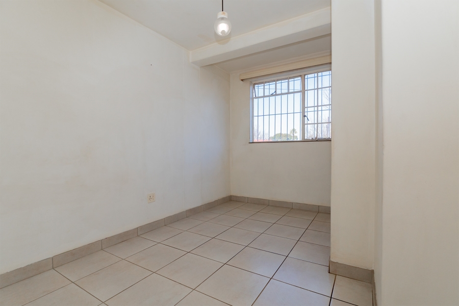 2 Bedroom Property for Sale in Allen Grove Gauteng