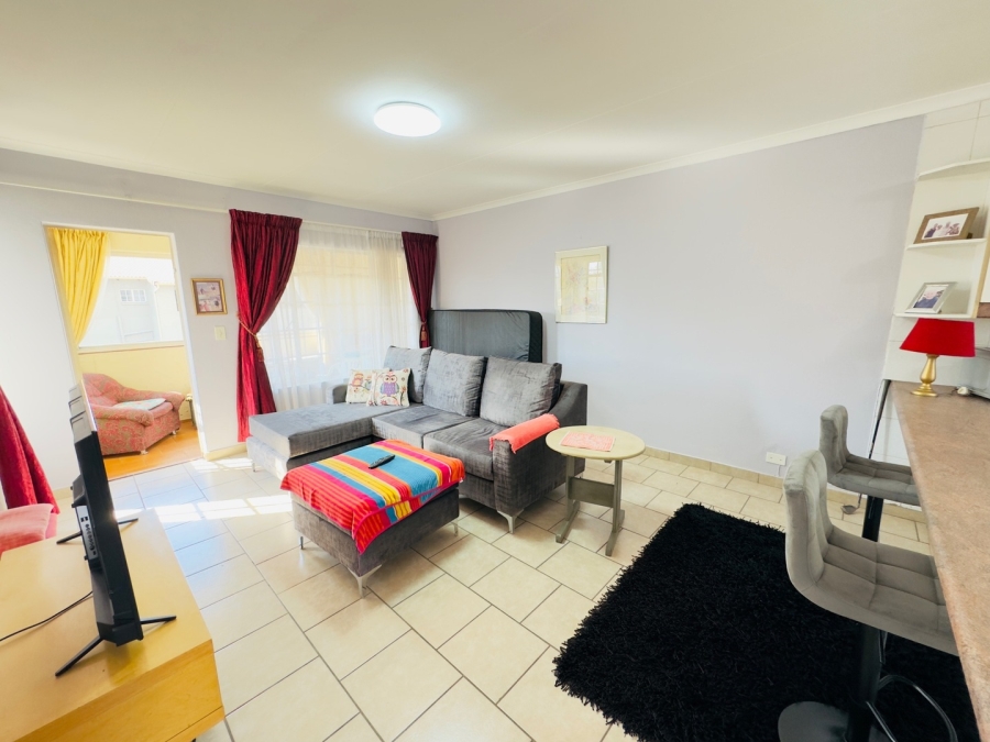 1 Bedroom Property for Sale in Elspark Gauteng