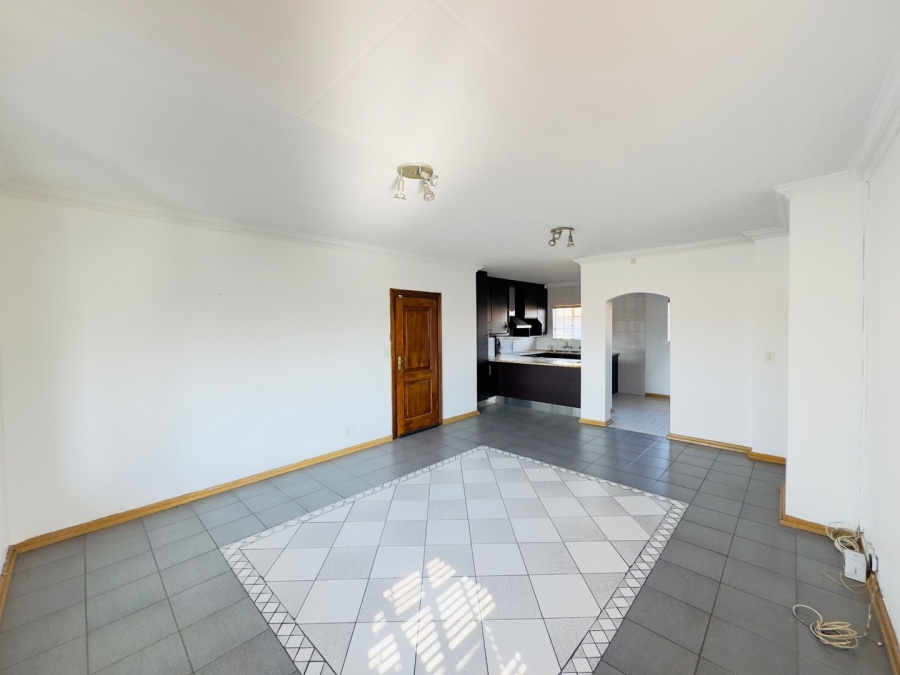 2 Bedroom Property for Sale in Elspark Gauteng