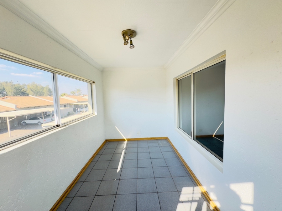 2 Bedroom Property for Sale in Elspark Gauteng