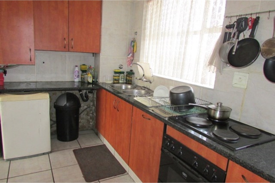 2 Bedroom Property for Sale in Wonderboom South Gauteng
