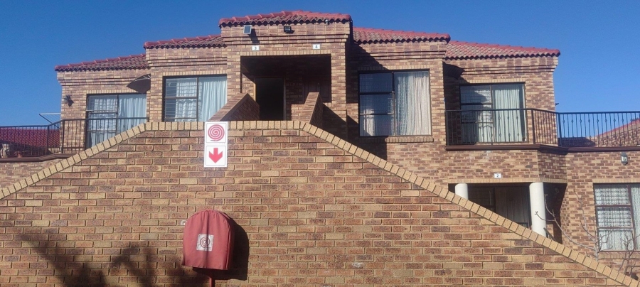 2 Bedroom Property for Sale in Liefde en Vrede Gauteng