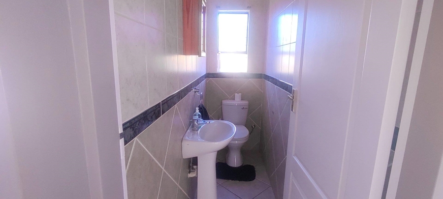 2 Bedroom Property for Sale in Liefde en Vrede Gauteng