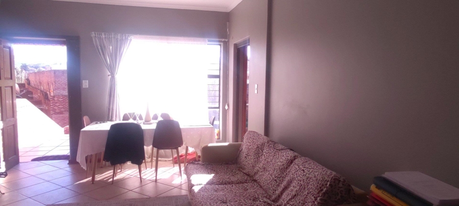 2 Bedroom Property for Sale in Liefde en Vrede Gauteng