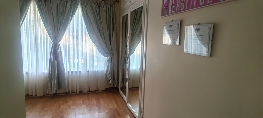 0 Bedroom Property for Sale in Winchester Hills Gauteng