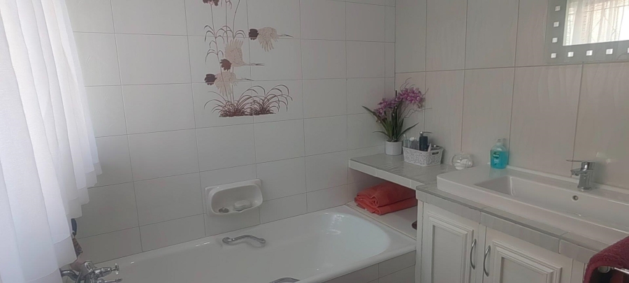 0 Bedroom Property for Sale in Winchester Hills Gauteng