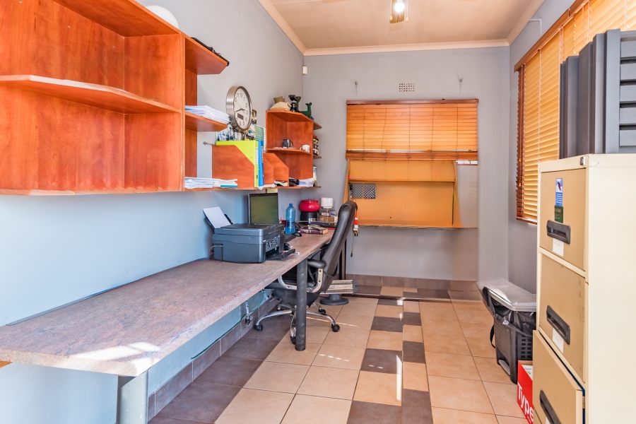 3 Bedroom Property for Sale in Rangeview Gauteng