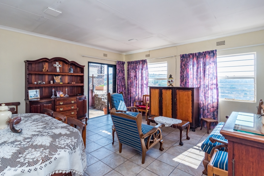 3 Bedroom Property for Sale in Rangeview Gauteng