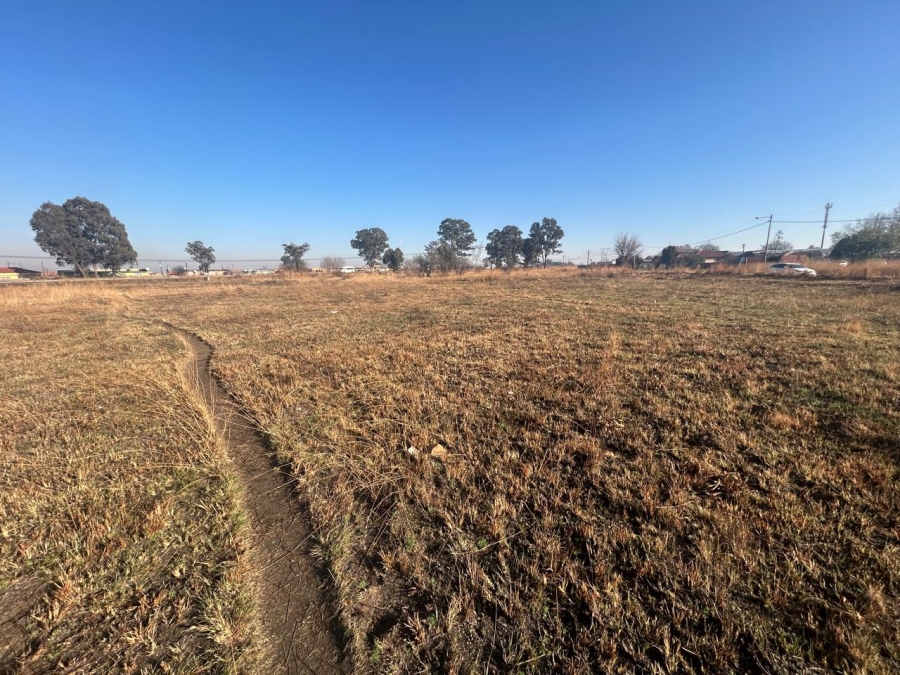 0 Bedroom Property for Sale in Roods Gardens Gauteng