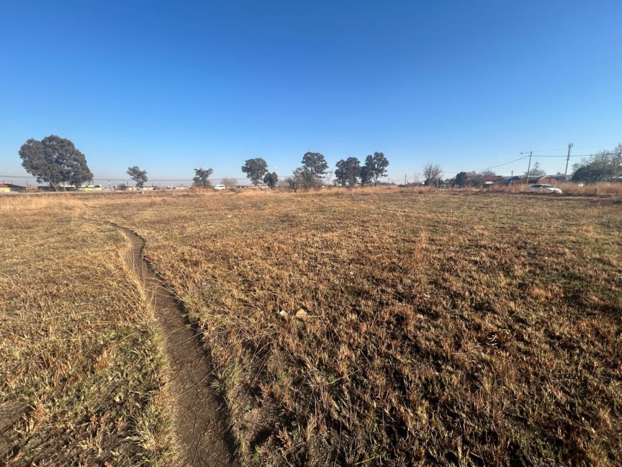 0 Bedroom Property for Sale in Roods Gardens Gauteng