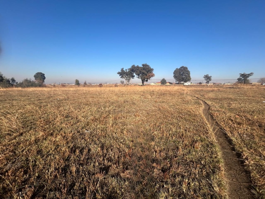 0 Bedroom Property for Sale in Roods Gardens Gauteng