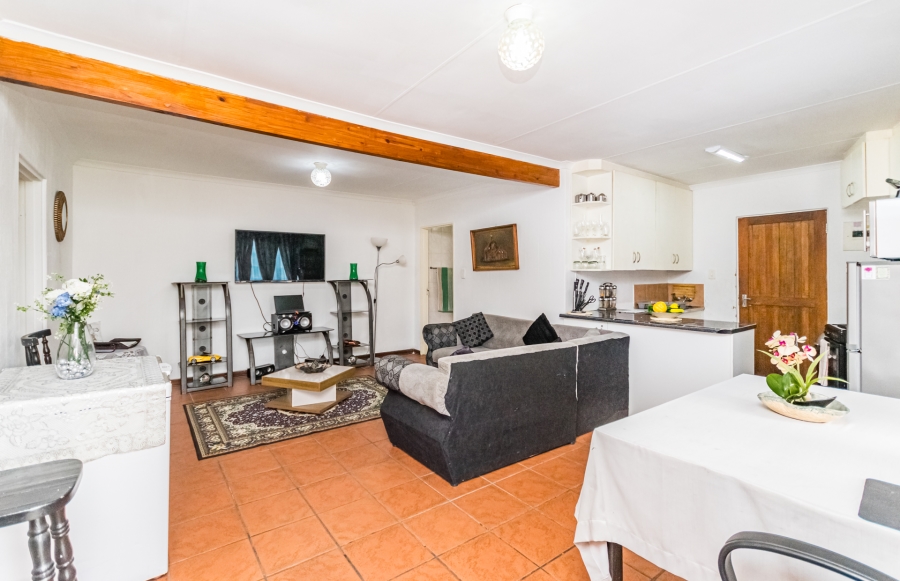 3 Bedroom Property for Sale in Florida Lake Gauteng