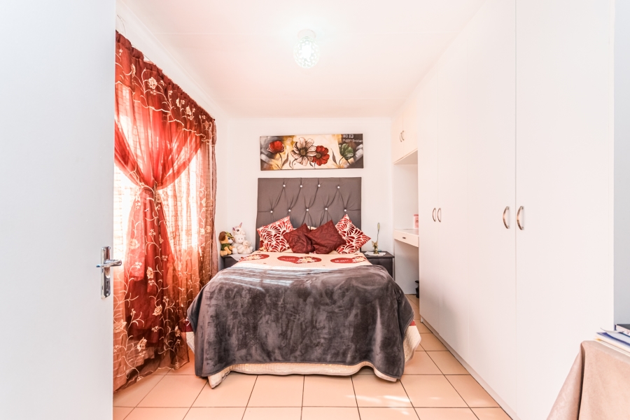 3 Bedroom Property for Sale in Florida Lake Gauteng