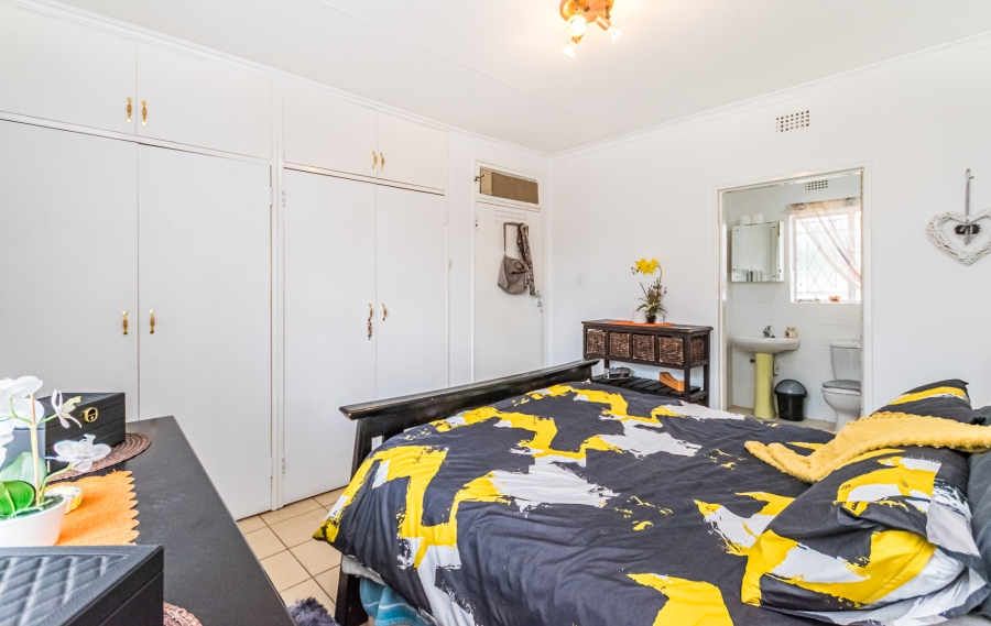 3 Bedroom Property for Sale in Florida Lake Gauteng