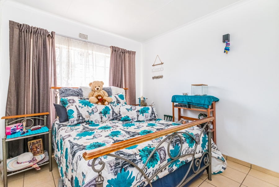 3 Bedroom Property for Sale in Florida Lake Gauteng