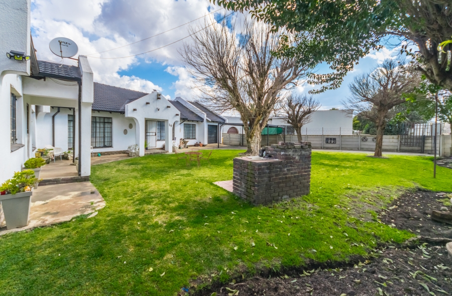 3 Bedroom Property for Sale in Florida Lake Gauteng