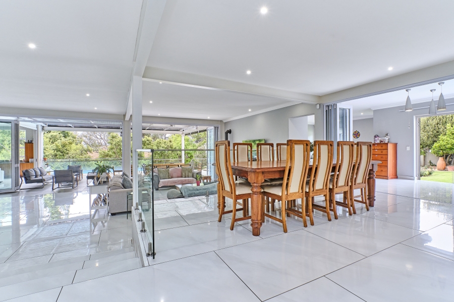 4 Bedroom Property for Sale in Blue Hills Country Estate Gauteng
