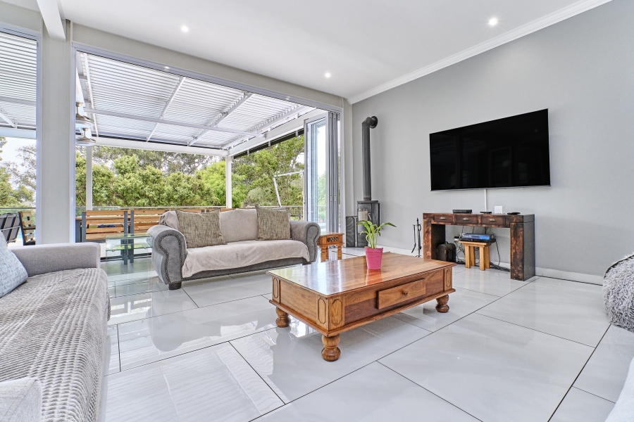 4 Bedroom Property for Sale in Blue Hills Country Estate Gauteng