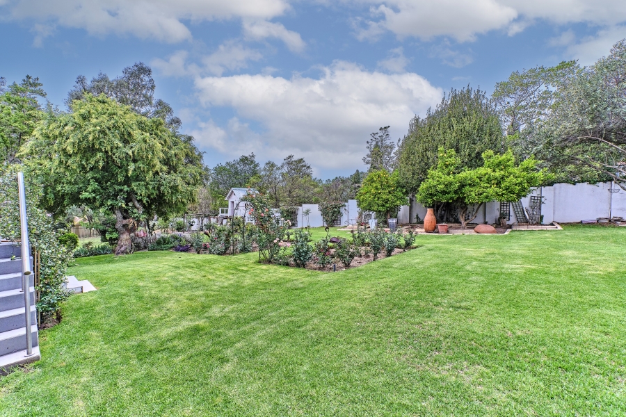 4 Bedroom Property for Sale in Blue Hills Country Estate Gauteng