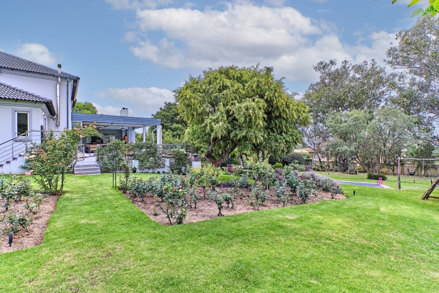 4 Bedroom Property for Sale in Blue Hills Country Estate Gauteng