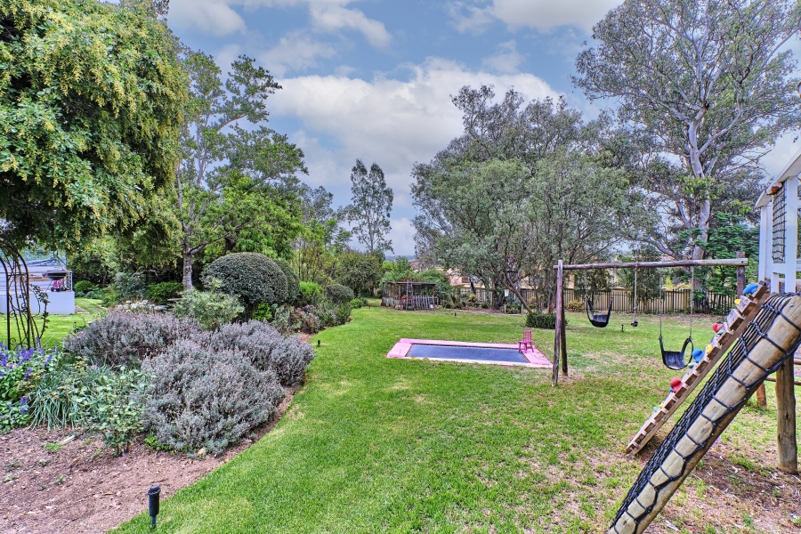 4 Bedroom Property for Sale in Blue Hills Country Estate Gauteng