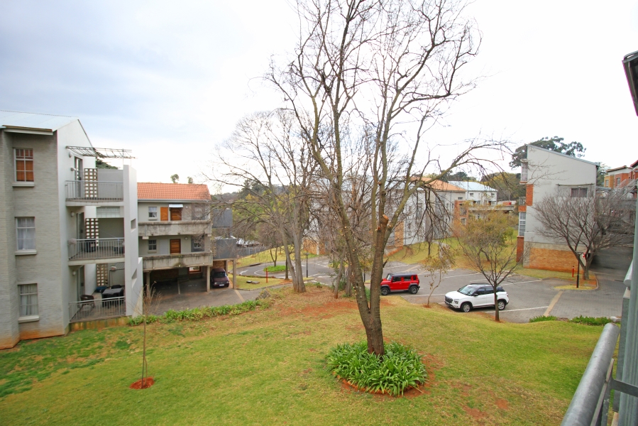 2 Bedroom Property for Sale in Houghton Estate Gauteng