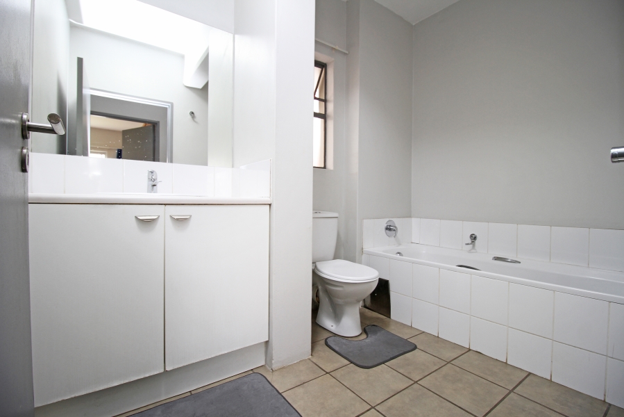 2 Bedroom Property for Sale in Houghton Estate Gauteng
