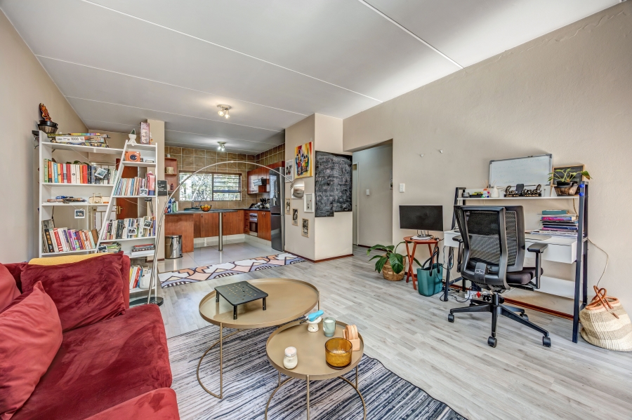 2 Bedroom Property for Sale in Sunninghill Gauteng