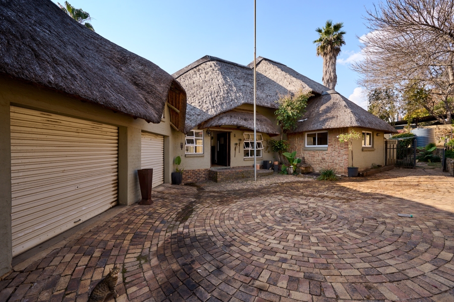3 Bedroom Property for Sale in Vorna Valley Gauteng