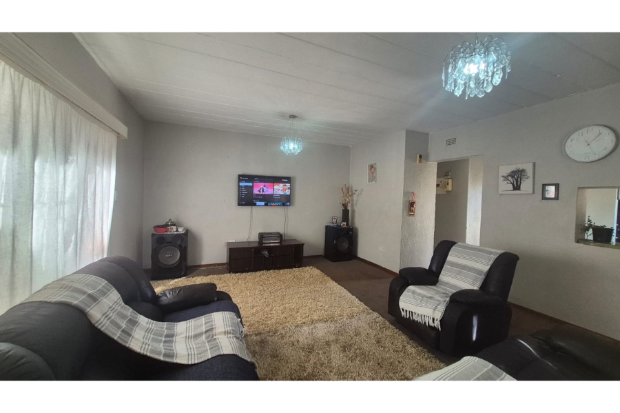 2 Bedroom Property for Sale in Randfontein Central Gauteng