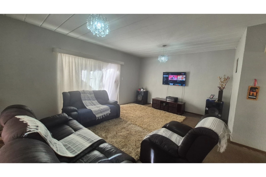 2 Bedroom Property for Sale in Randfontein Central Gauteng