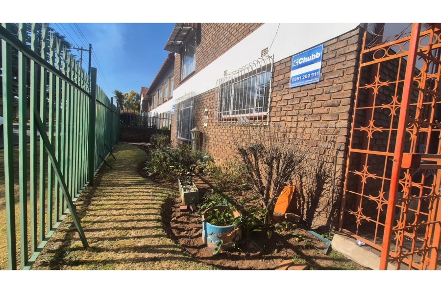 2 Bedroom Property for Sale in Randfontein Central Gauteng