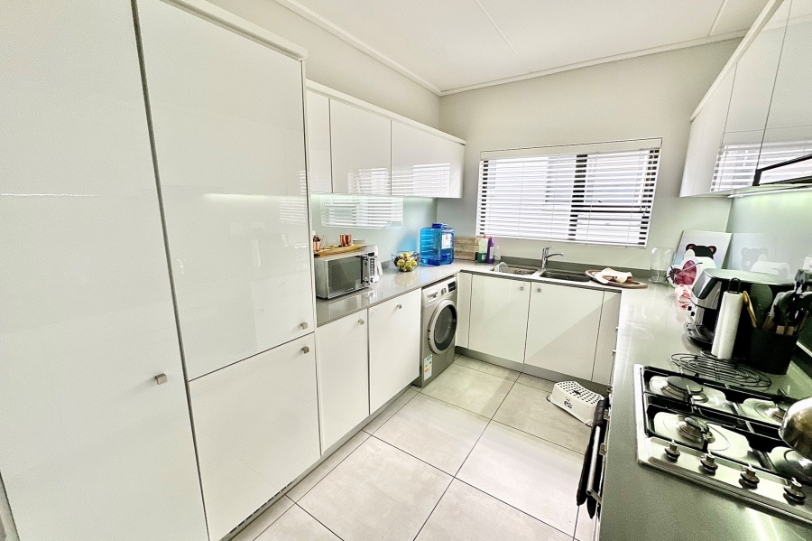 3 Bedroom Property for Sale in The Polofields Gauteng