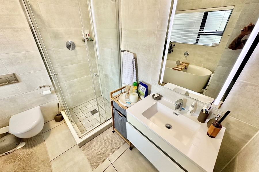 3 Bedroom Property for Sale in The Polofields Gauteng