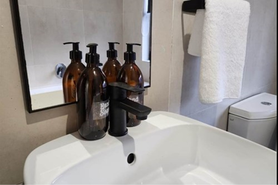 To Let 2 Bedroom Property for Rent in Fourways Gauteng
