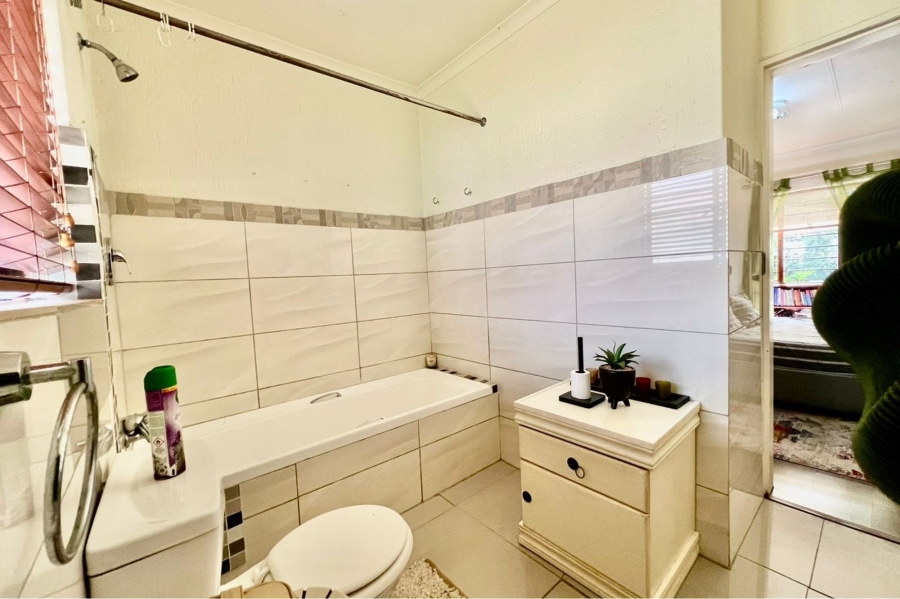 To Let 3 Bedroom Property for Rent in North Riding Gauteng