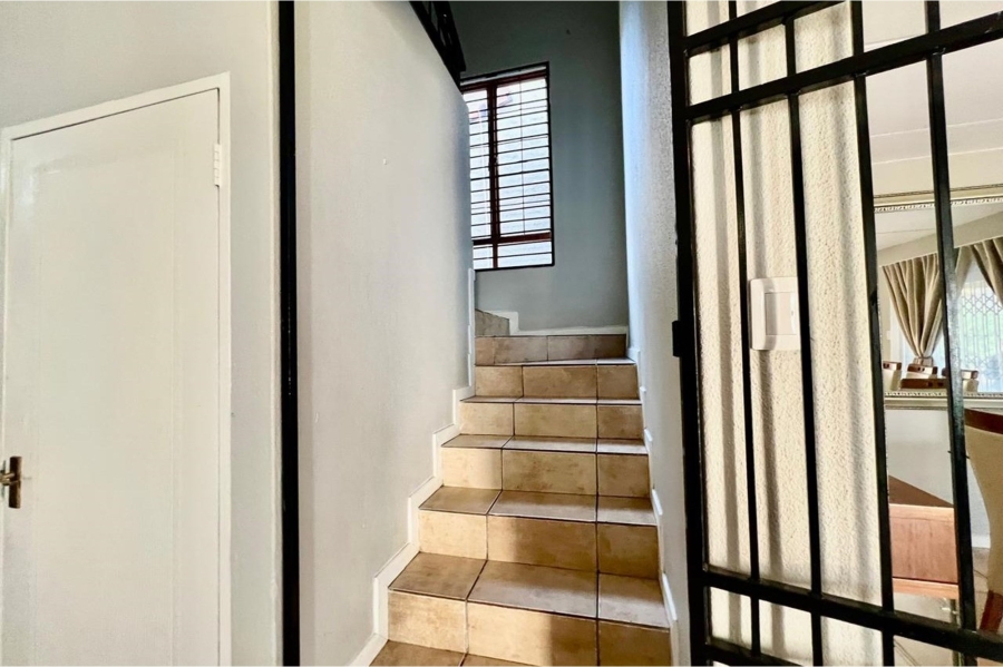 To Let 3 Bedroom Property for Rent in Bloubosrand Gauteng