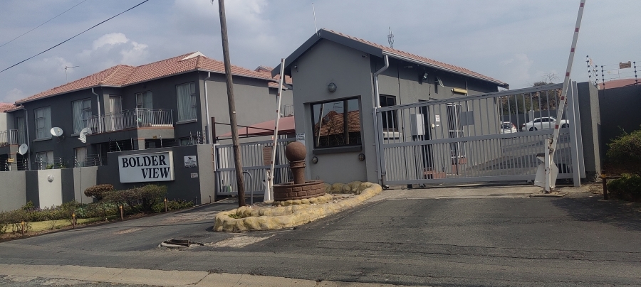 2 Bedroom Property for Sale in Glenvista Gauteng