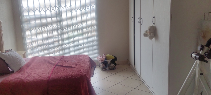 2 Bedroom Property for Sale in Glenvista Gauteng