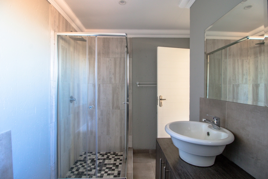 3 Bedroom Property for Sale in Terenure Gauteng