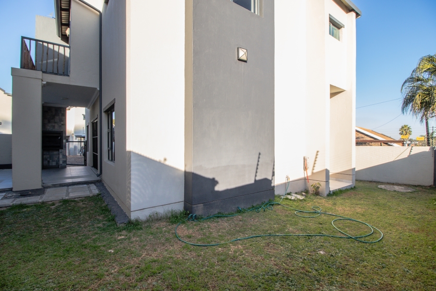 3 Bedroom Property for Sale in Terenure Gauteng