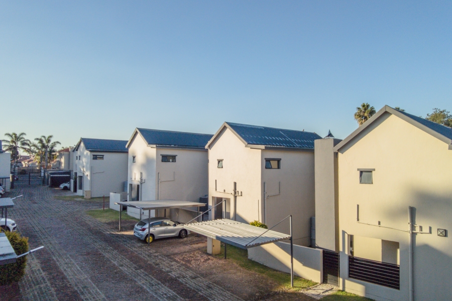 3 Bedroom Property for Sale in Terenure Gauteng
