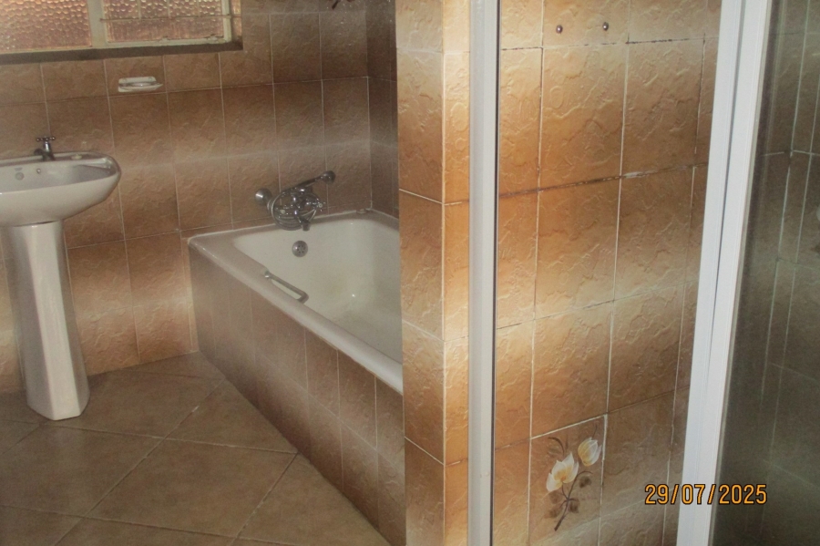 3 Bedroom Property for Sale in Pomona Gauteng