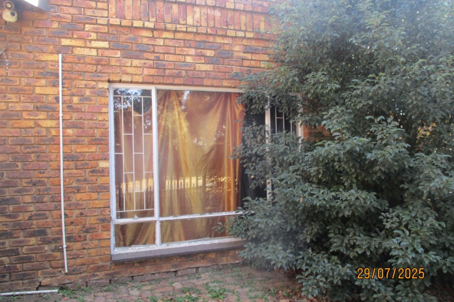 3 Bedroom Property for Sale in Pomona Gauteng