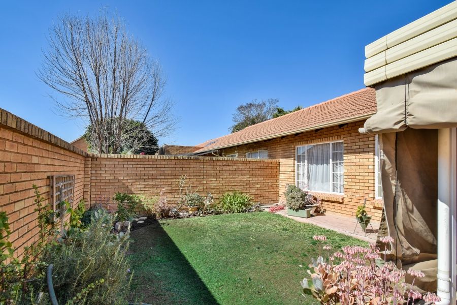 2 Bedroom Property for Sale in Sinoville Gauteng