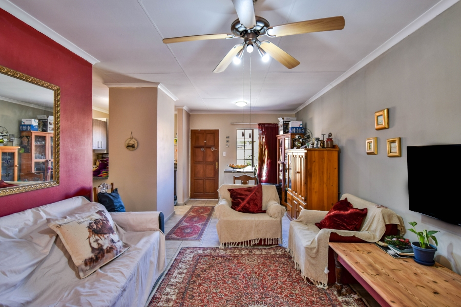 2 Bedroom Property for Sale in Sinoville Gauteng