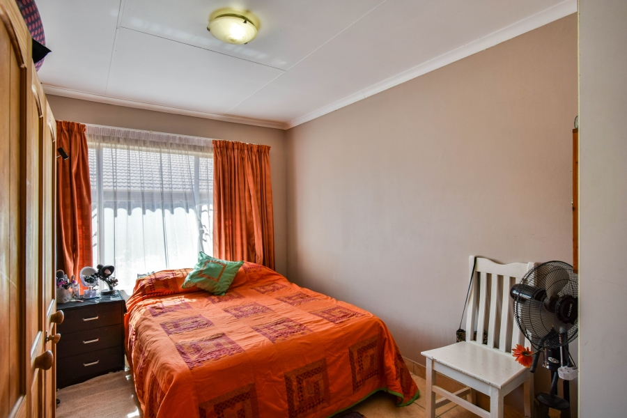 2 Bedroom Property for Sale in Sinoville Gauteng
