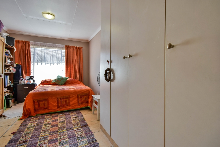 2 Bedroom Property for Sale in Sinoville Gauteng
