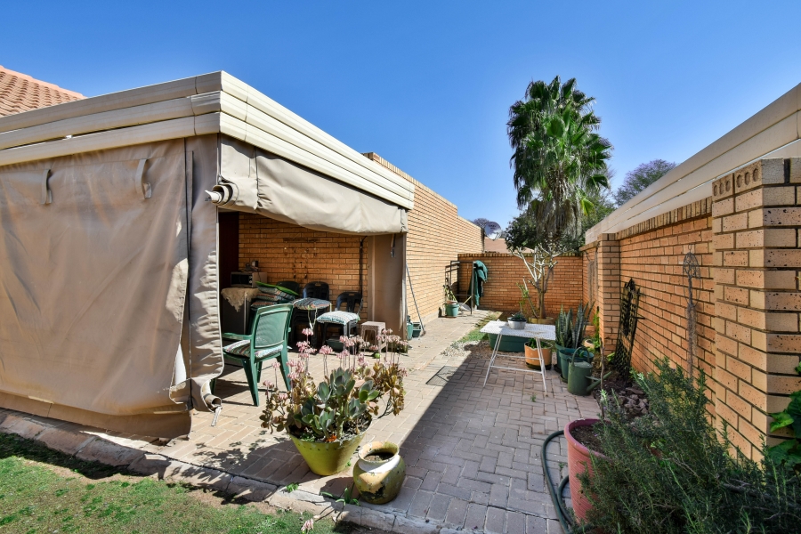 2 Bedroom Property for Sale in Sinoville Gauteng